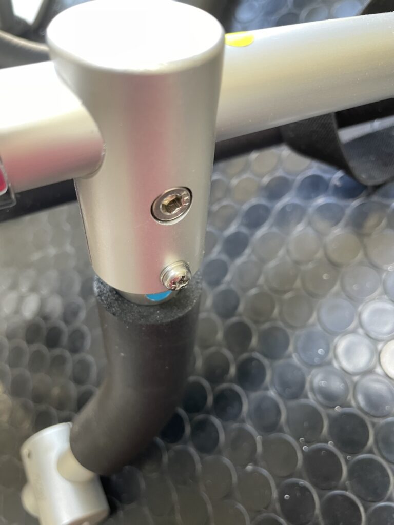 ネジ加工
